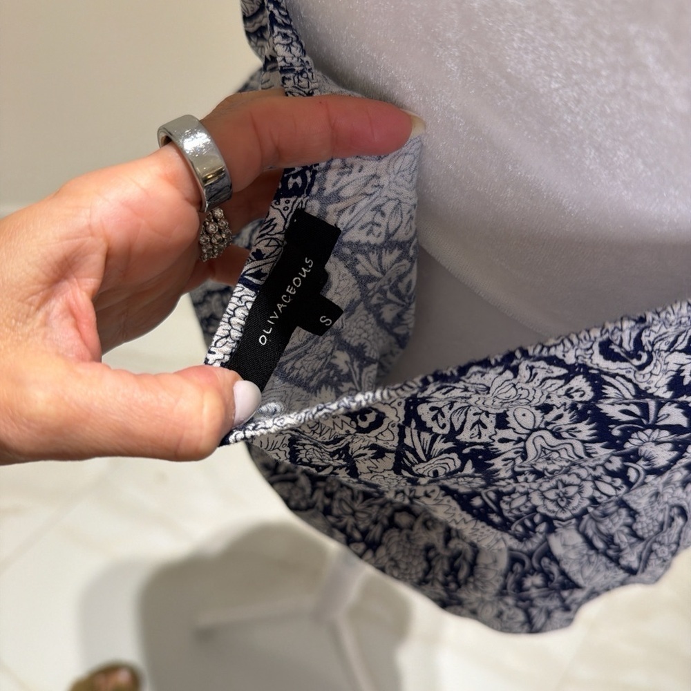 Women's Blue and White Paisley Top - Picture 4 of 5